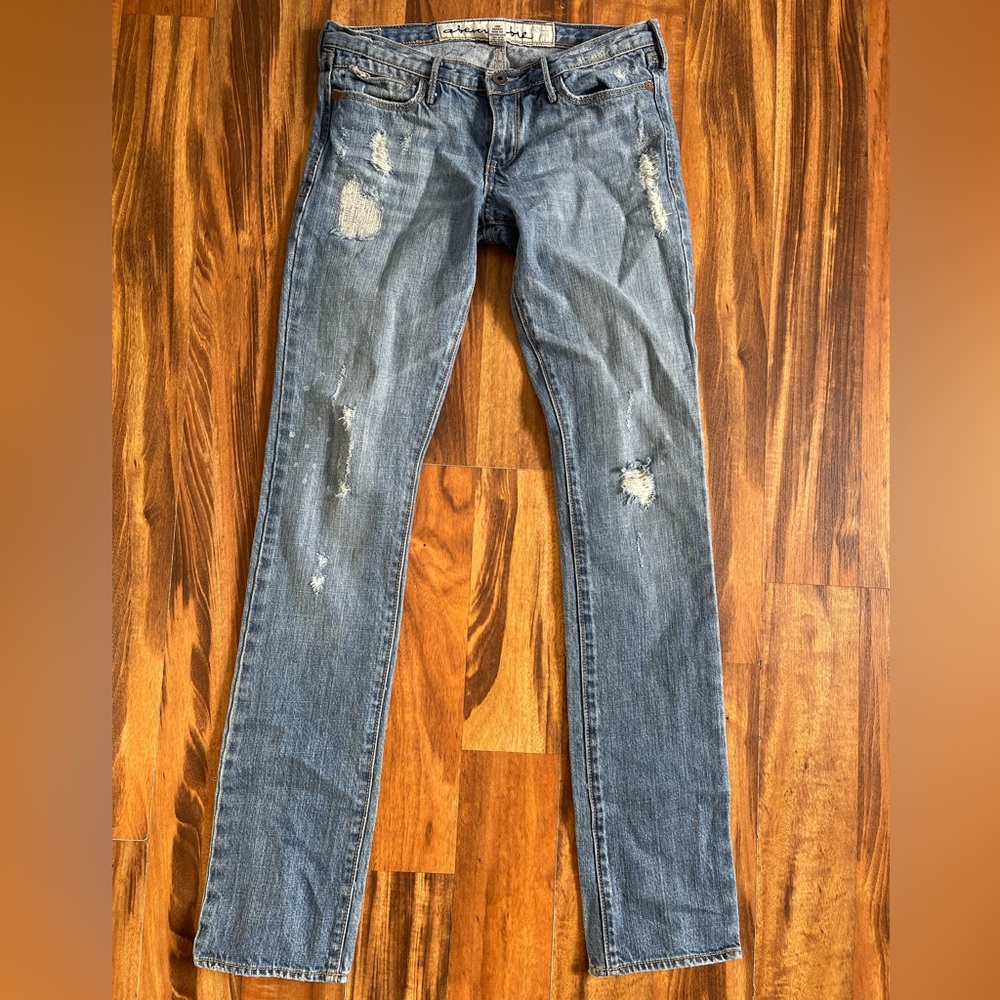 EUC Girls Distressed Abercrombie jeans